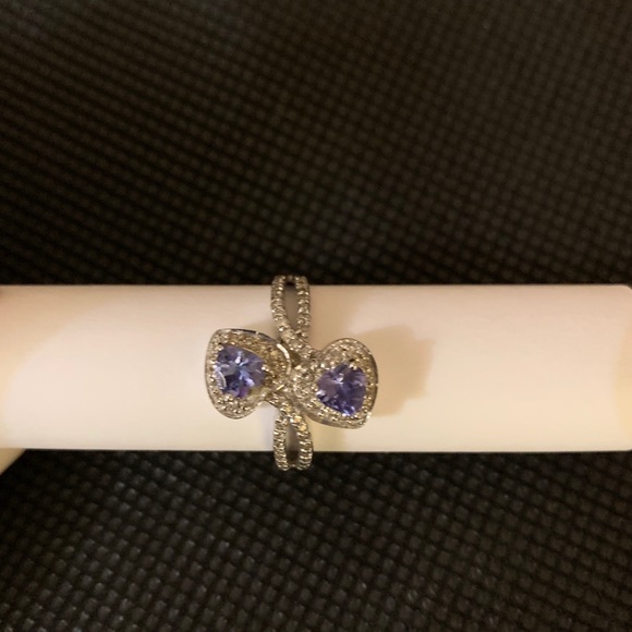 14KT  WHITE GOLD RING  WITH  DIAMOND AND TANZANITE - Picture 3 of 5